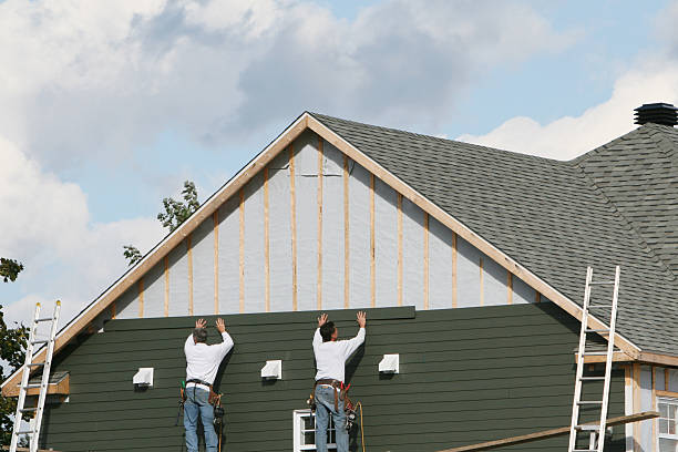 Professional Emergency Siding Repair technician working in Point Pleasant, PA
